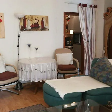 Tatil Evi In Neusaess With Barbecue And Wifi